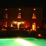 Les Orangeries לוסאק-לה-שאטו