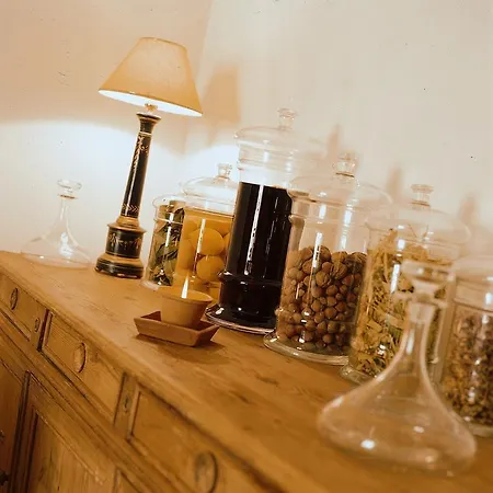 Hotel Les Orangeries 3*