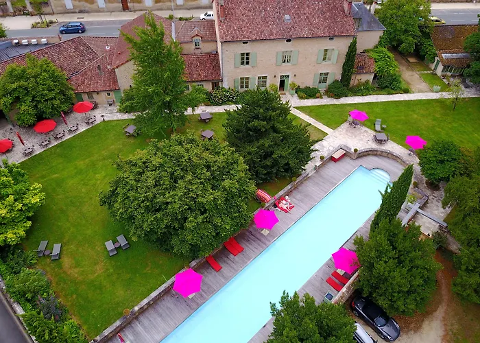 Hotel Les Orangeries Lussac-les-Châteaux