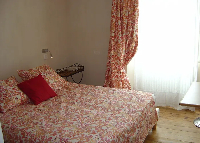 Les Orangeries 3* Lussac-les-Chateaux