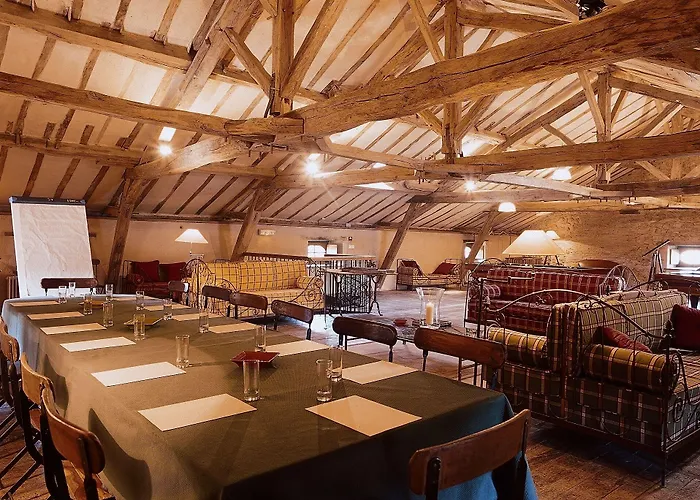 Hotel Les Orangeries Lussac-les-Chateaux